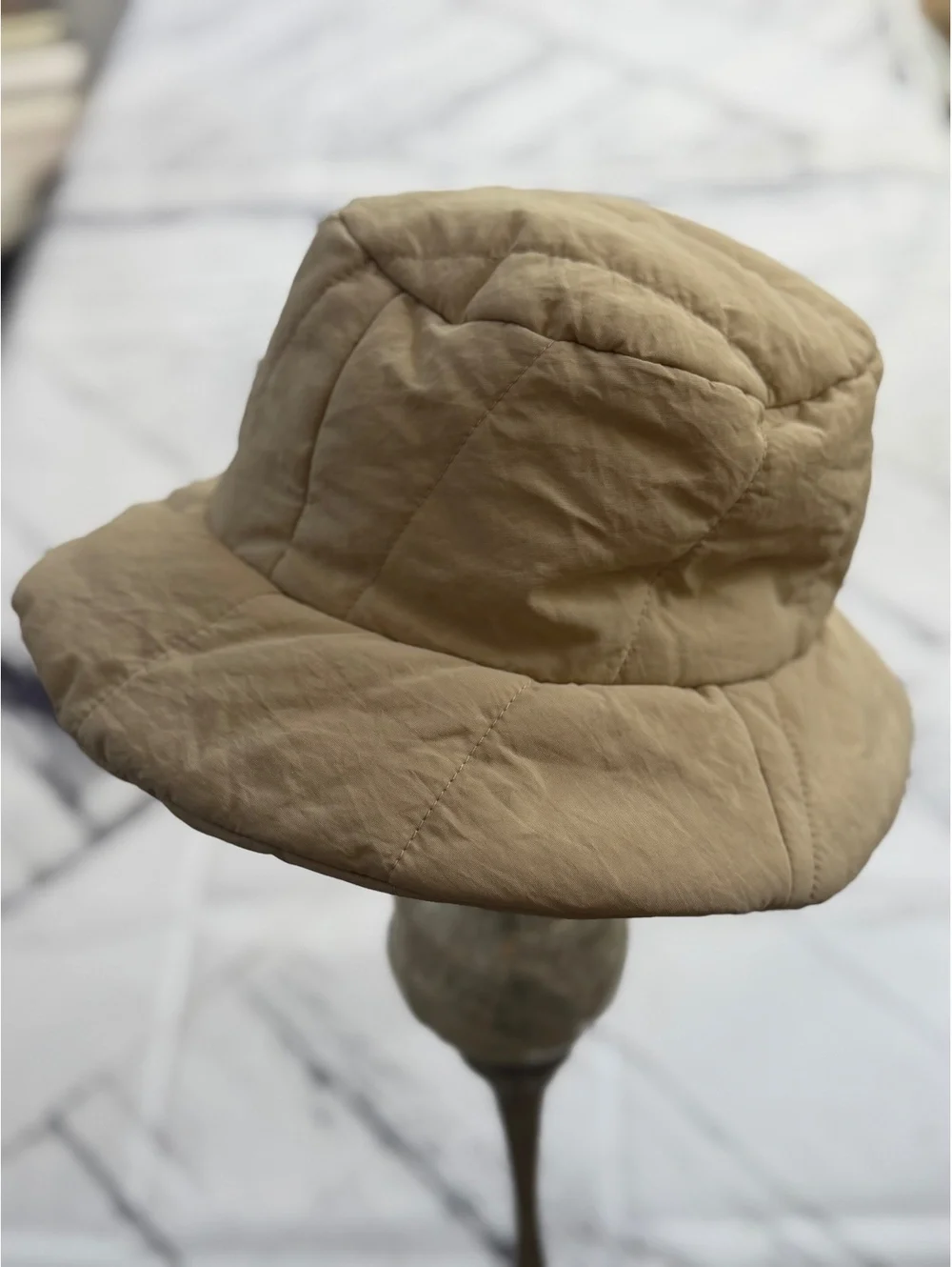 Streetwear CozyCore Puffer Quilted Beige Bucket Hat Women’s Small 22”